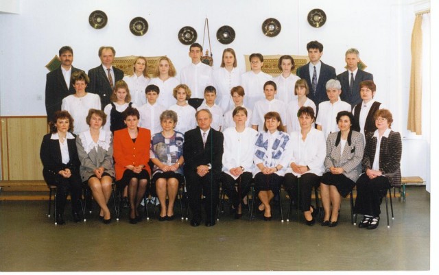 1997. 8.a