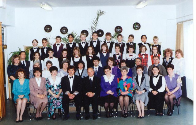1994. 8.c