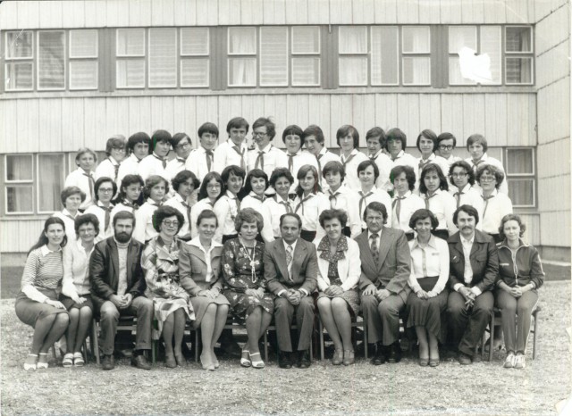 1980. 8.a